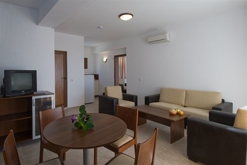 Aparthotel Lighthouse Sveti Vlas Esterno foto